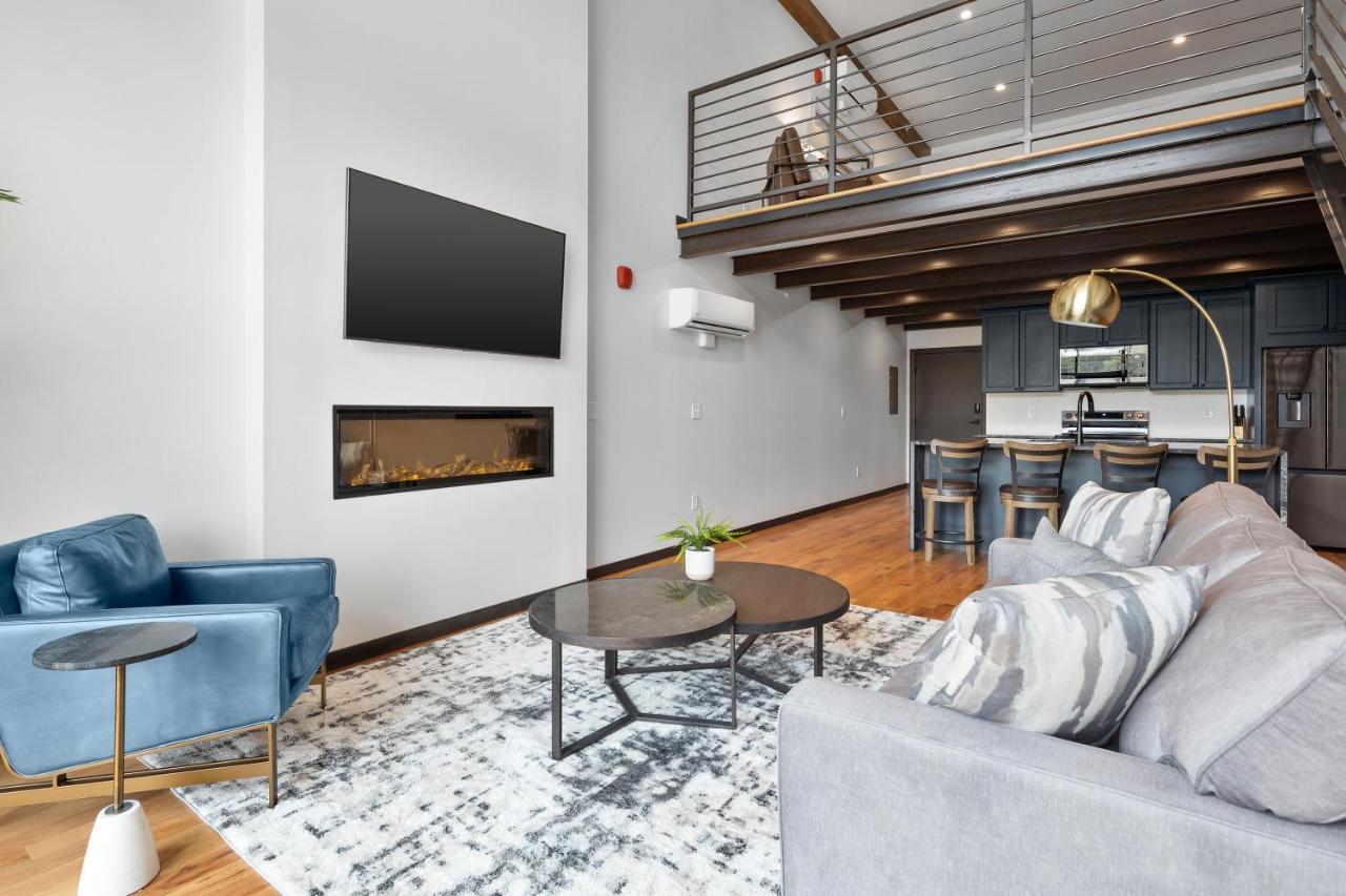 Mcgregor & Main - Luxury Lofts Apartment Hill City Exterior photo