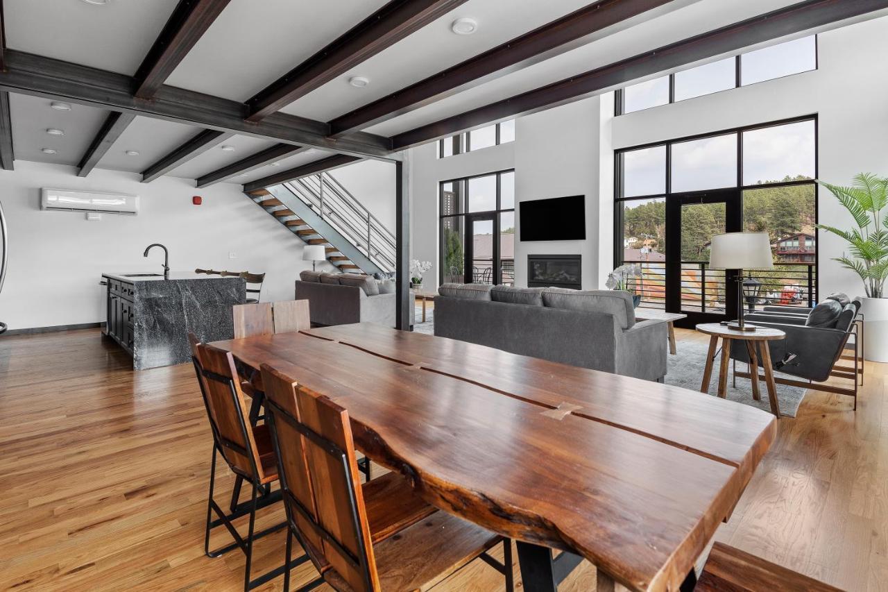 Mcgregor & Main - Luxury Lofts Apartment Hill City Exterior photo