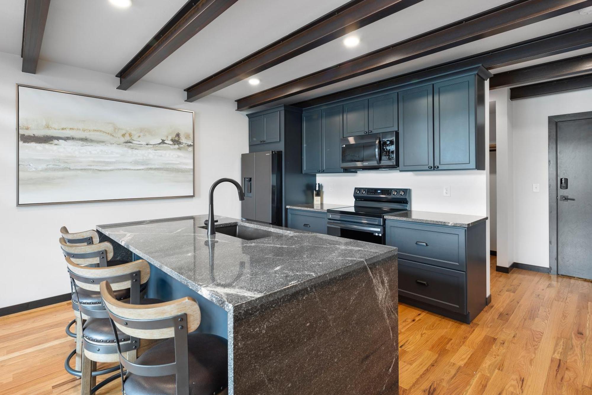 Mcgregor & Main - Luxury Lofts Apartment Hill City Exterior photo